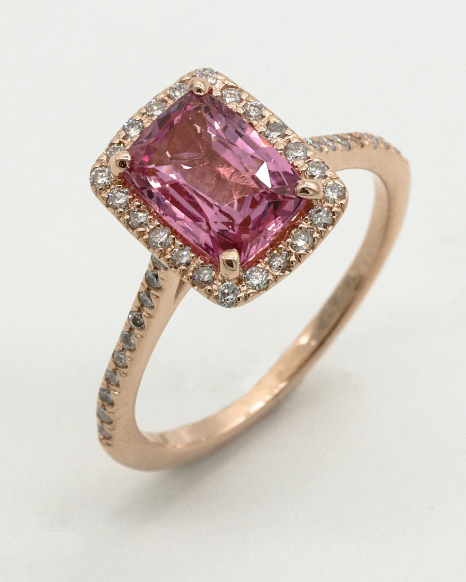 Rang blush-pink halo ring